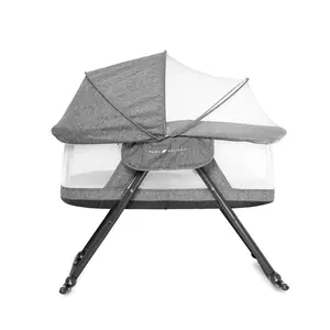 Slumber Deluxe Portable Rocking Bassinet Slumber Deluxe Portable Rocking Bassinet