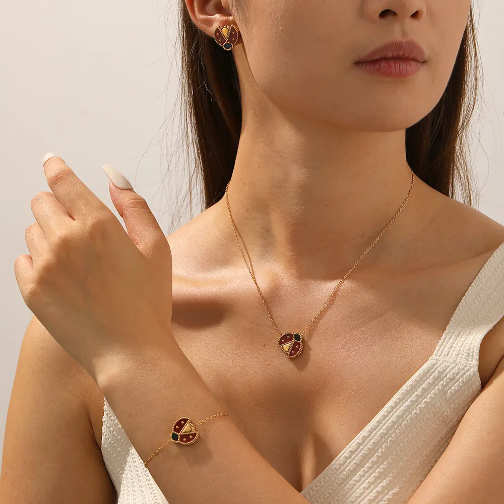 3PCS Ladybug Jewelry Set Fashionable Cartoon Ladybug Oil Drop Stainless Steel Gold-Plated Pendant Necklace Bracelet Earrings Accessory Versatile Women's Set