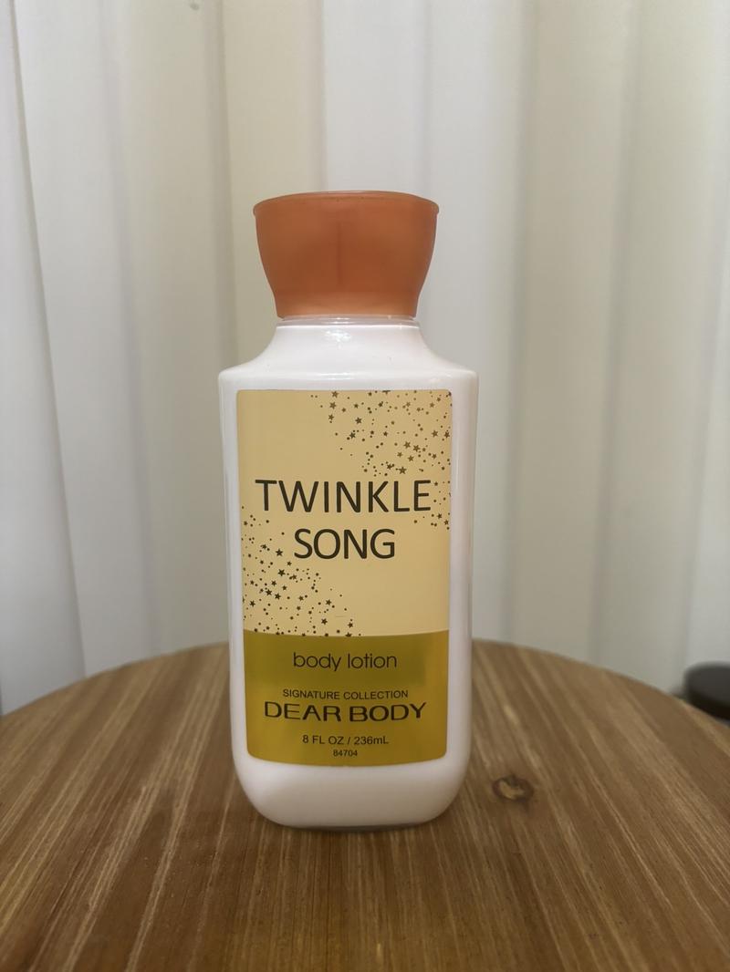 Dear Body lightly fragrance lotion Body Care Scented Cosmetic Skin Care Hydrating Moisturize Smooth Aloe Blend Grape Vitamins Comfort