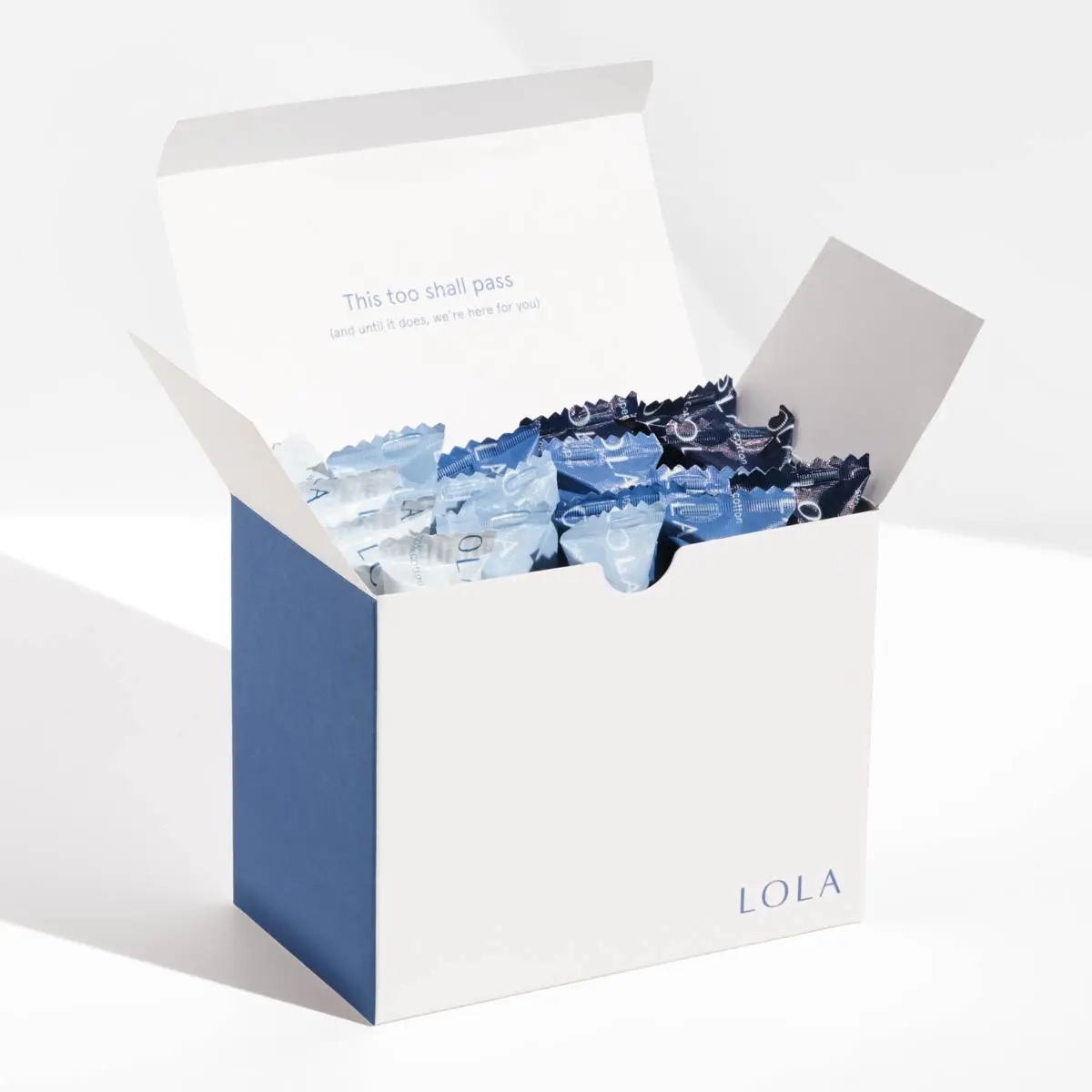 LOLA Regular and Super Organic Cotton Tampons | 360-Degree Leak Protection | BPA-Free Plastic Applicator | HSA FSA Approved Feminine Care Products | 16ct (8Reg / 8Super)