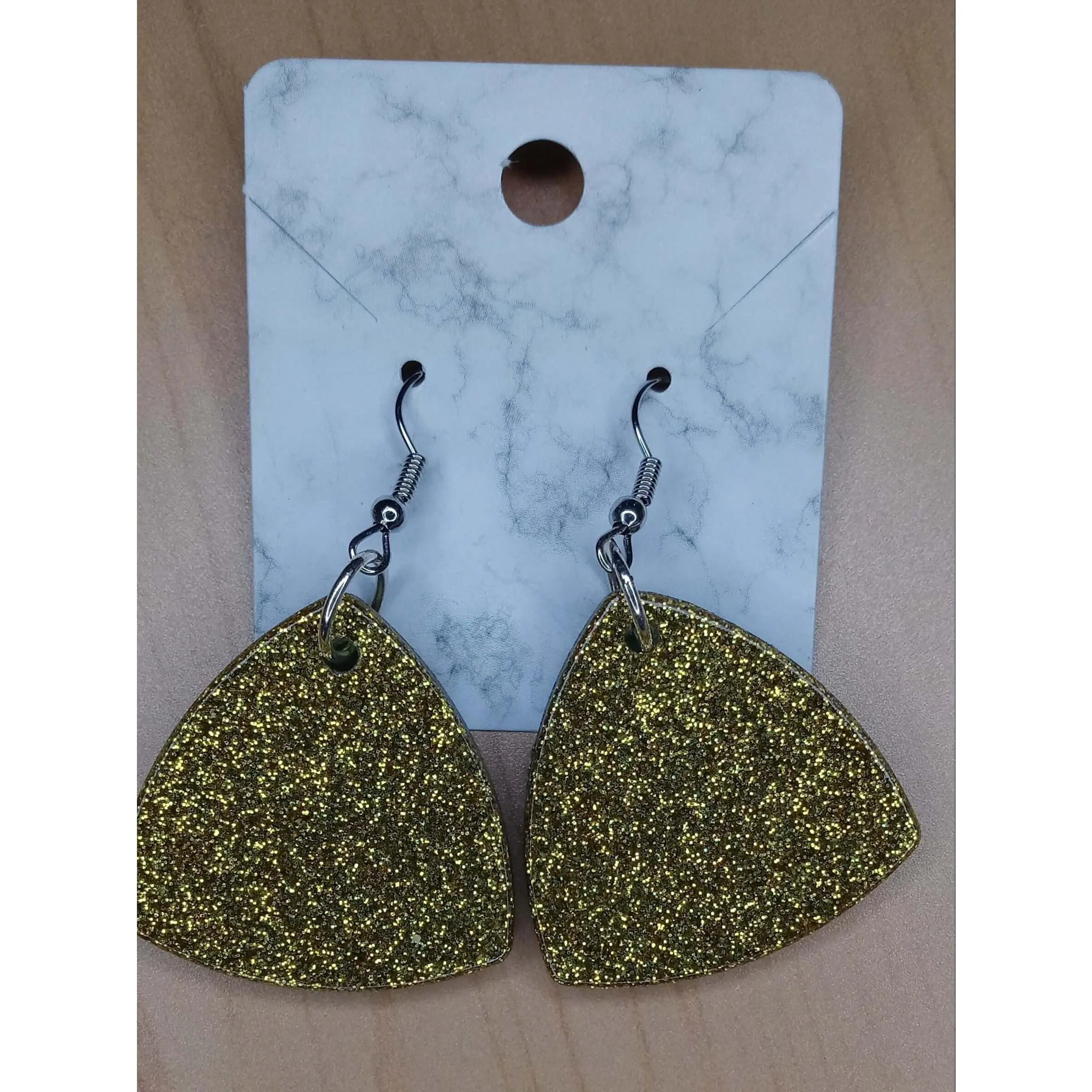 Epoxy resin jewelry