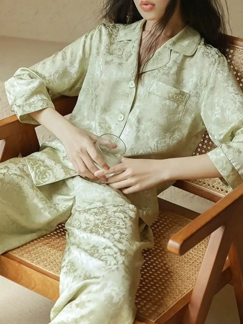 Luxury Floral Mulberry Silk Pajama Set Long Sleeve Silk Sleepwear for Women