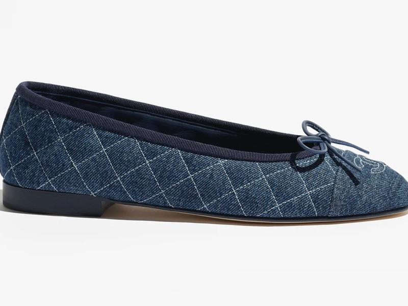 Chanel 26P Washed Denim Blue Quilted CC Logo Bow Tie Ballet Ballerina Flat