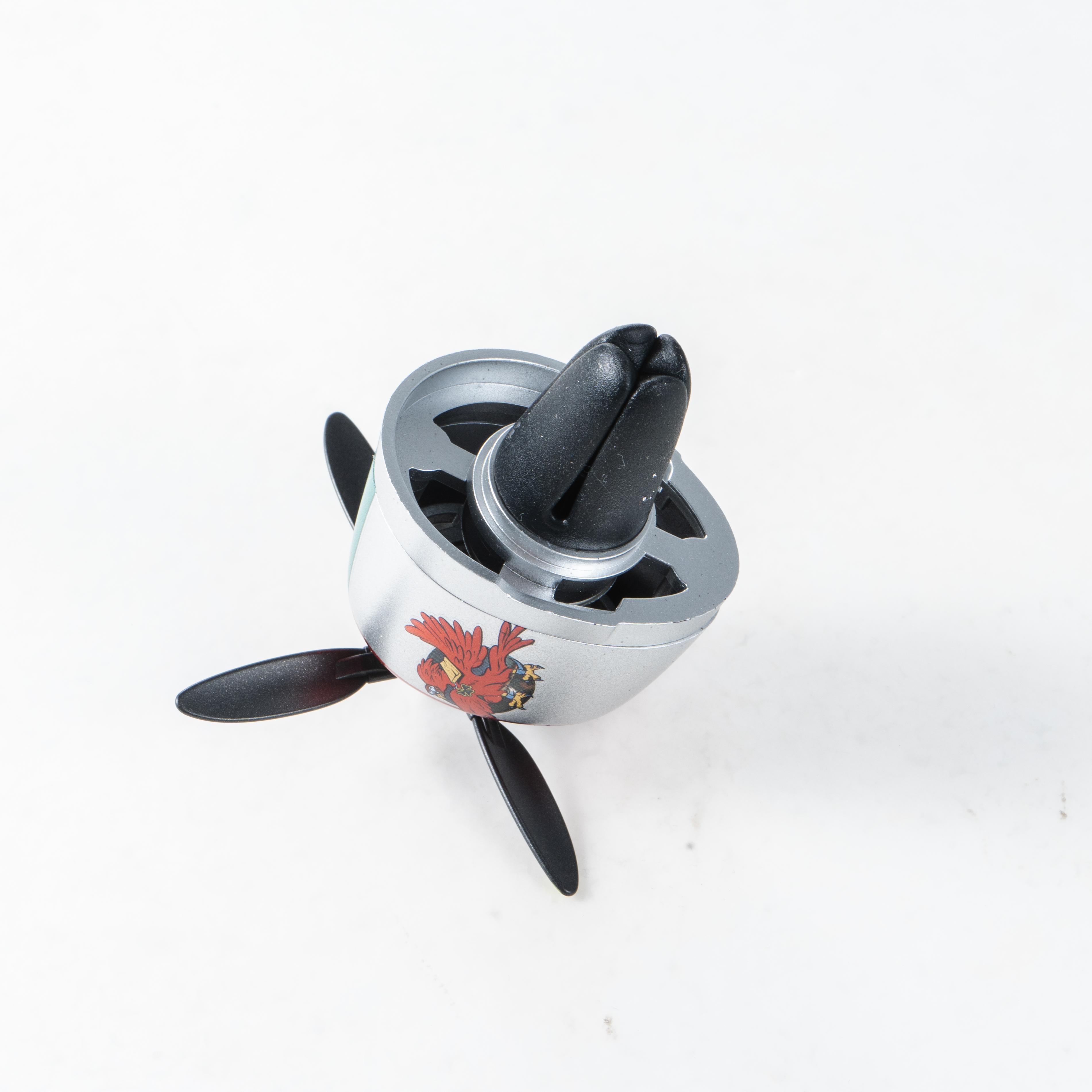 P-47 Red Eagle China Fighter Car Air Vent Decoration with Propeller Design and Eagle Symbol