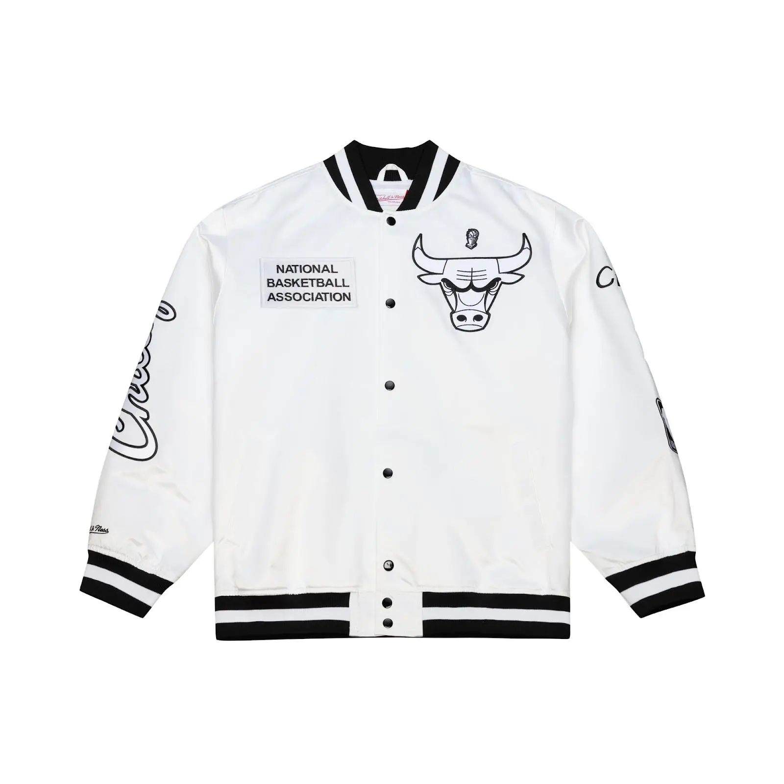 Chicago Bulls Arctic White Lightweight Satin Full-Snap Jacket NBA Throwback Outerwear Vintage Fan Gear Mitchell & Ness