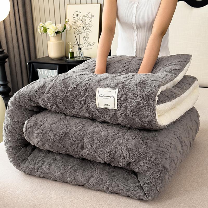 Warm Winter Essential! Queen Size 3Pcs Faux Fur Comforter Set | Soft Velvet Embossed, Leak-Proof Thermal Design, Anti-Static & Machine Washable | Luxurious Fluffy Bedding Set No Filling Leakage Antistatic Warm Winter Essential! Queen Size 3Pcs Faux Fur Comforter Set | Soft Velvet Embossed, Leak-Proof Thermal Design, Anti-Static & Machine Washable | Luxurious Fluffy Bedding Set No Filling Leakage Antistatic