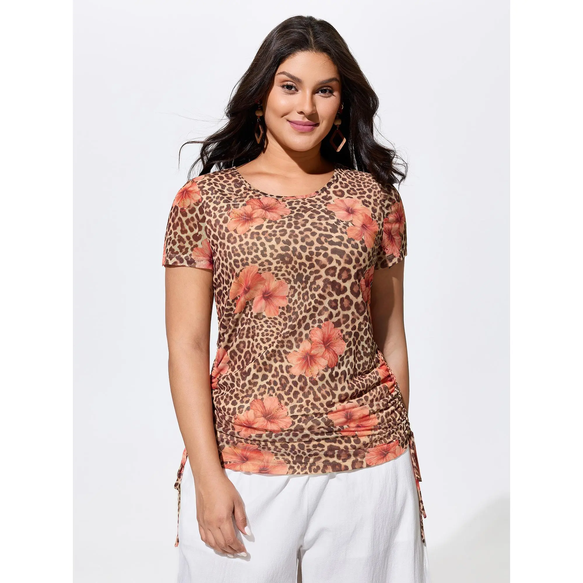 BLOOMCHIC Plus Size Wild-Side Leopard Print Stretchy Fitted T-Shirt [M-6X] 2026 Summerfinds