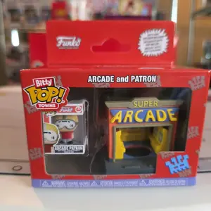 Funko Bitty Pop Towns Super Arcade & Patron