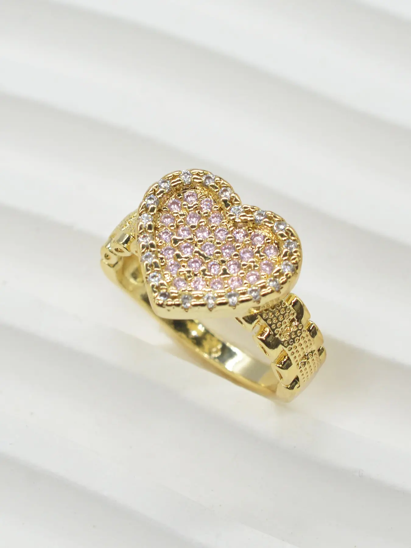 Women's Heart-Shaped Sparkling Zircon Inlay Ring, Elegant Everyday Copper Alloy Jewelry, Artificial Zircon Rings, Perfect Gift for Anniversary, Birthday, Christmas & Valentine's Day, Elegant Glittering Ring