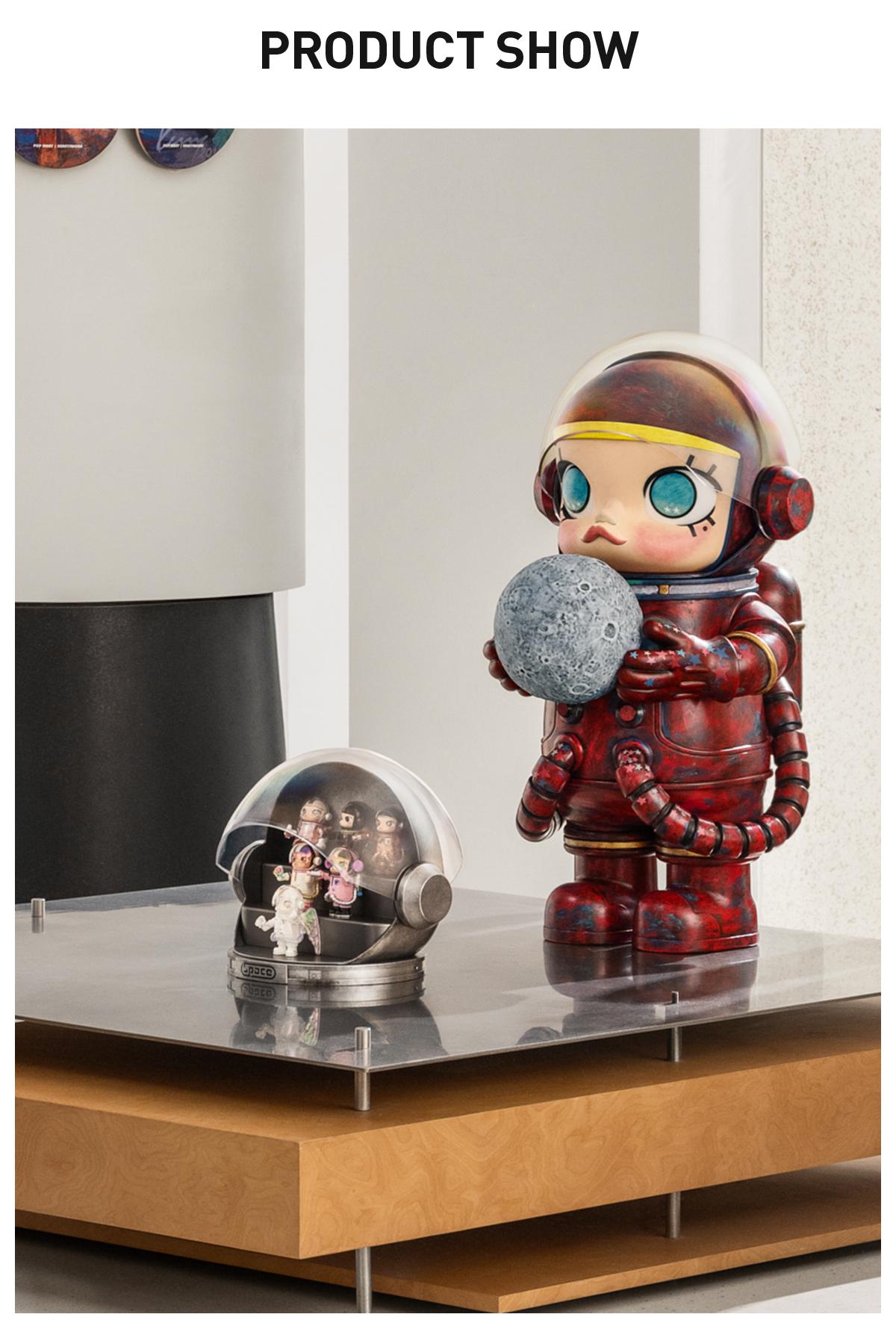 [Spanish] – MEGA SPACE MOLLY Refraction – Contenedor de Exhibición Luminoso