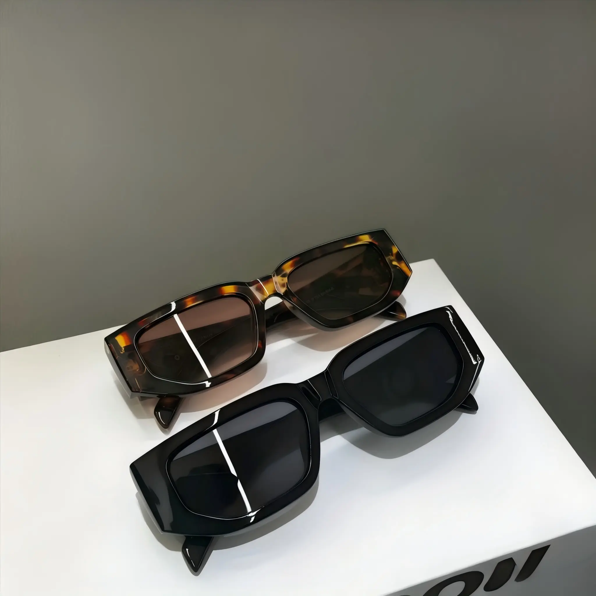 Unisex Vintage Square Frame Fashion Eyewear - Cool Sunglasses, High-Quality Material, Ergonomic Comfort Design, UV400 Shield, 99% Glare Reduction, Party Accessory, Enhanced Safety, Black Frame Black Grey Lens, Daily Companion