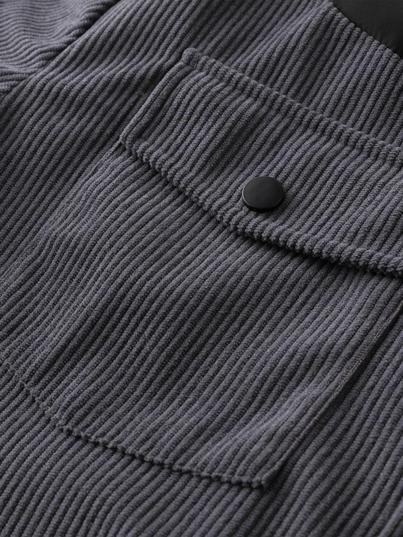 A collared jacket with a patchwork style, visually layered and designed to flatter necklines. The buttoned closure makes it easy to put on and take off. There is one pocket on the left side which is both practical and decorative