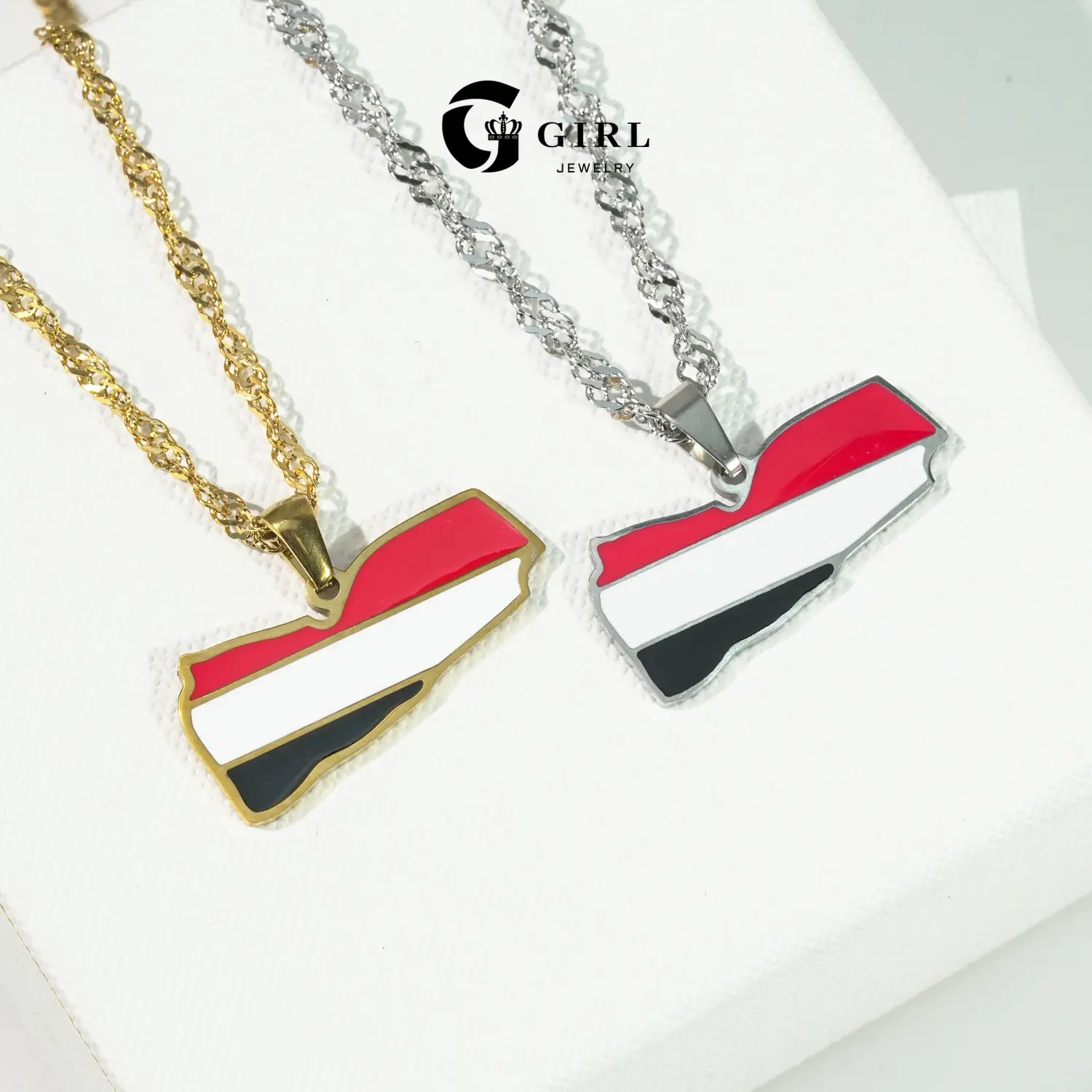 GGIRL Yemen Map Flag Necklace, Highly Polished Smooth Surface Stainless Steel Jewelry, Unisex Versatile Titanium Steel Sweater Chain Accessory