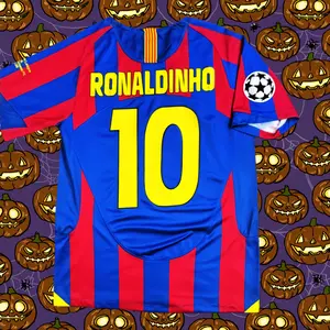 2005 2006 home #10 Ronaldinho short sleeve Jersey
