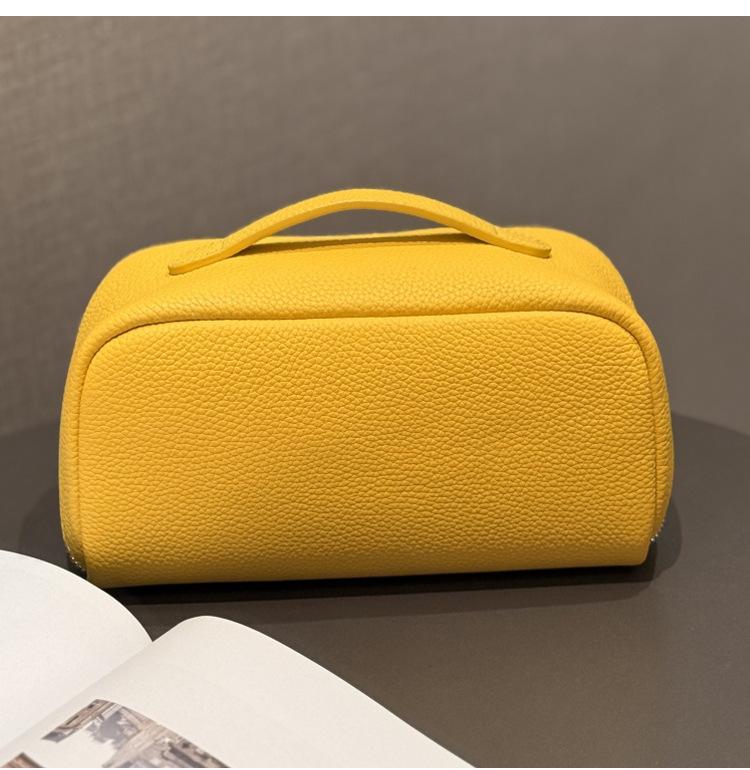 Minimalist High-End Feel First Layer Cowhide Texture Makeup Bag Genuine Leather Travel Portable Toiletry Bag Large Capacity Storage Bag