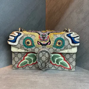 Pre-owned GUCCI Leather Shoulder Bags Global Limited Edition