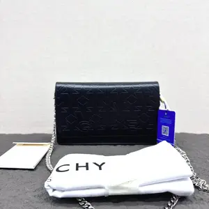 Pre-owned Givenchy Leather Shoulder Bags 7.8'' R2799 Shoulder Bag C14539678533 0128 T4 Zoe