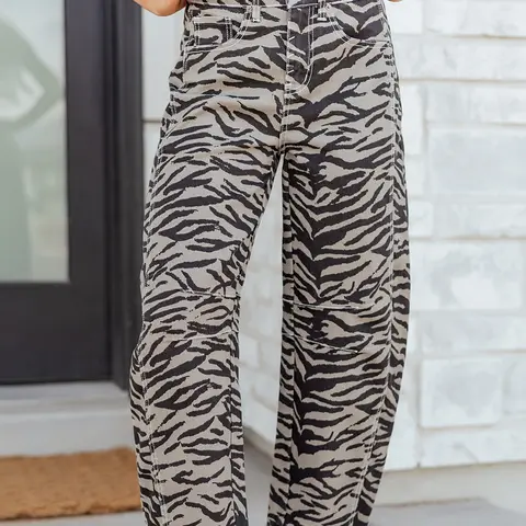 Gray Zebra Stripe Printed Wide Leg Jeans, Front and Back Pockets For Laid-Back Functionality.