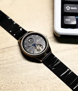 Fashionable new mechanical watch with durable strap and beautiful design, suitable for various casual to formal occasions