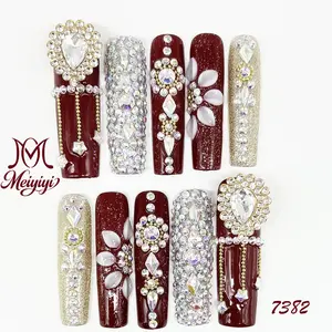 .DP.7382.Luxury Full Rhinestone Wearable Nails