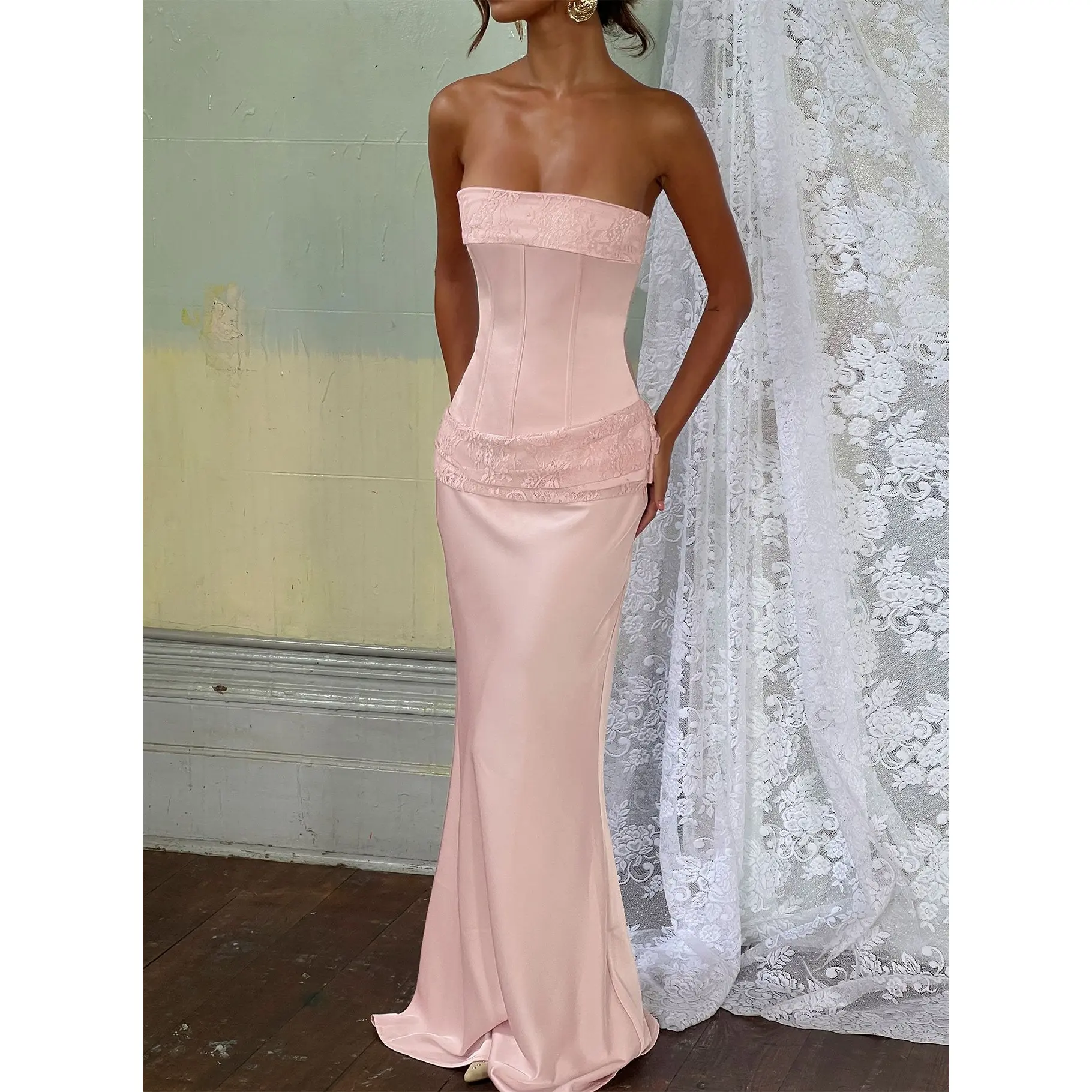 Sura Strapless Lace Detail Maxi Dress Pink