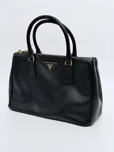 Pre-owned PRADA MILANO DAL 1913 Leather Top Handle Bags Black Saffiano Top Handle Tote Bag JA299PR