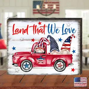 Designocracy 8471401B-SW-08 7.5 x 5.5 in. American Patriotic Tractor Wall Block - Petite Size