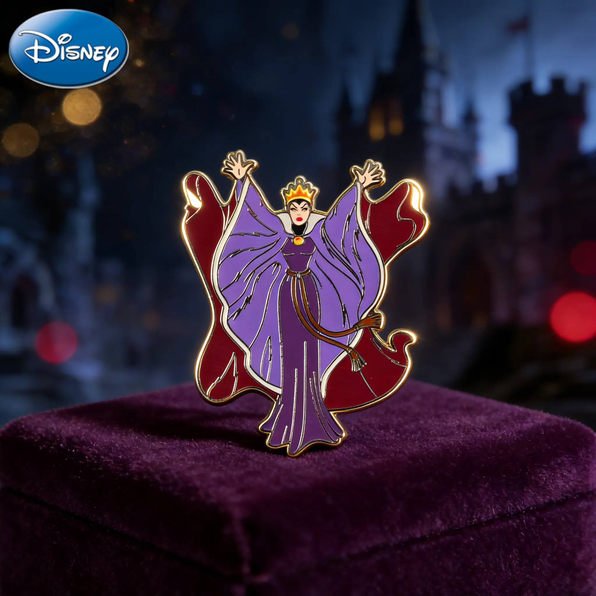 1PC Disney Snow White Evil Queen Pin Officially Licensed Black Magic Robe Queen Classic Villain Anime Brooch Backpack Decoration Jacket Lapel Anti-Rust Exquisite Alloy Enamel Gift