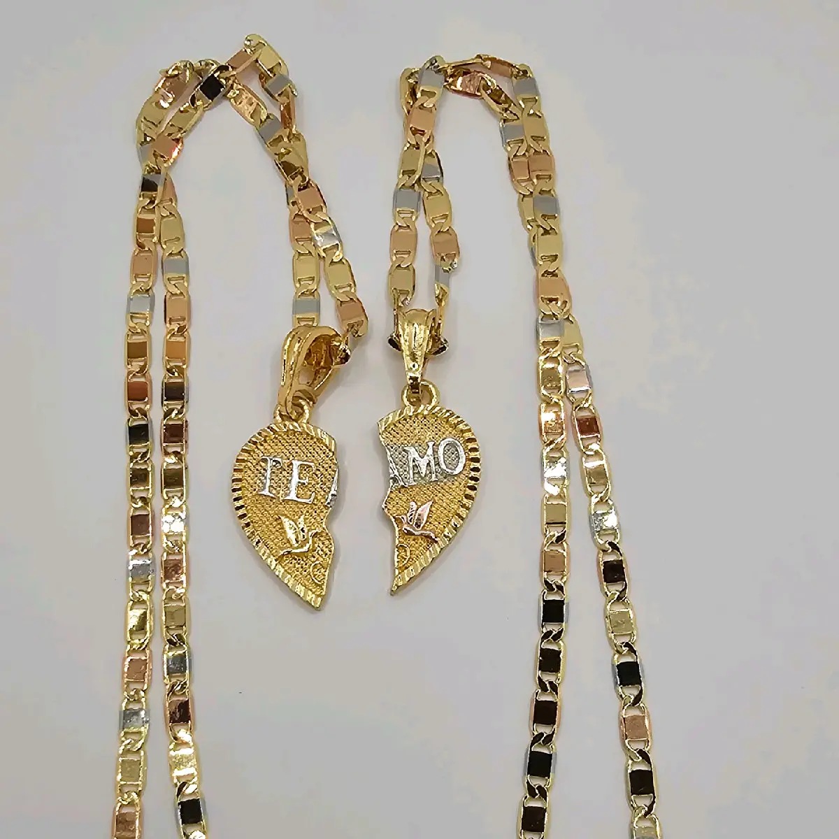 TE AMO couples Beautiful necklaces set gold-plated three colors tones chains 2 chains with 2  half of pendants
