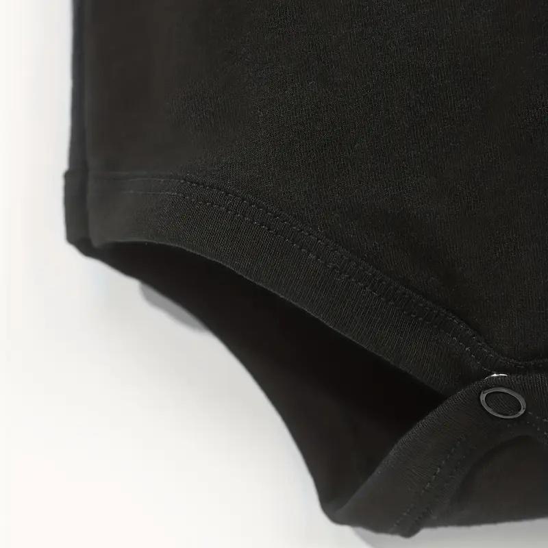 Cute Cotton Baby Bodysuit with "Back Off! I Have a Crazy Grandpa" Print, Round Neck, Button Detail, Regular Fit, All Seasons Knitted Fabric Onesie