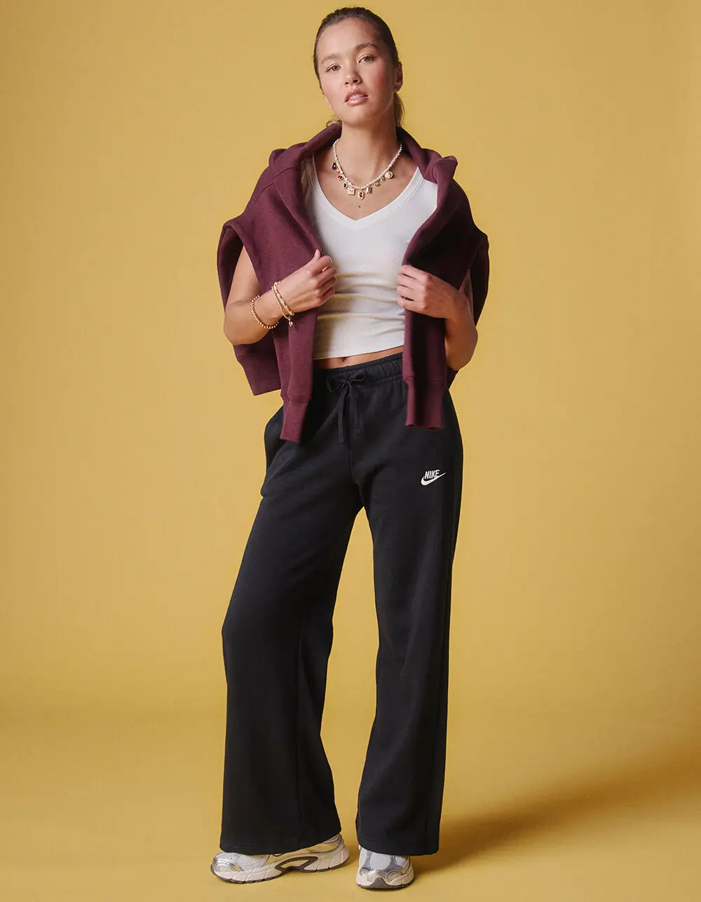 NIKE Sportswear Club Fleece Womens Wide Leg Pants