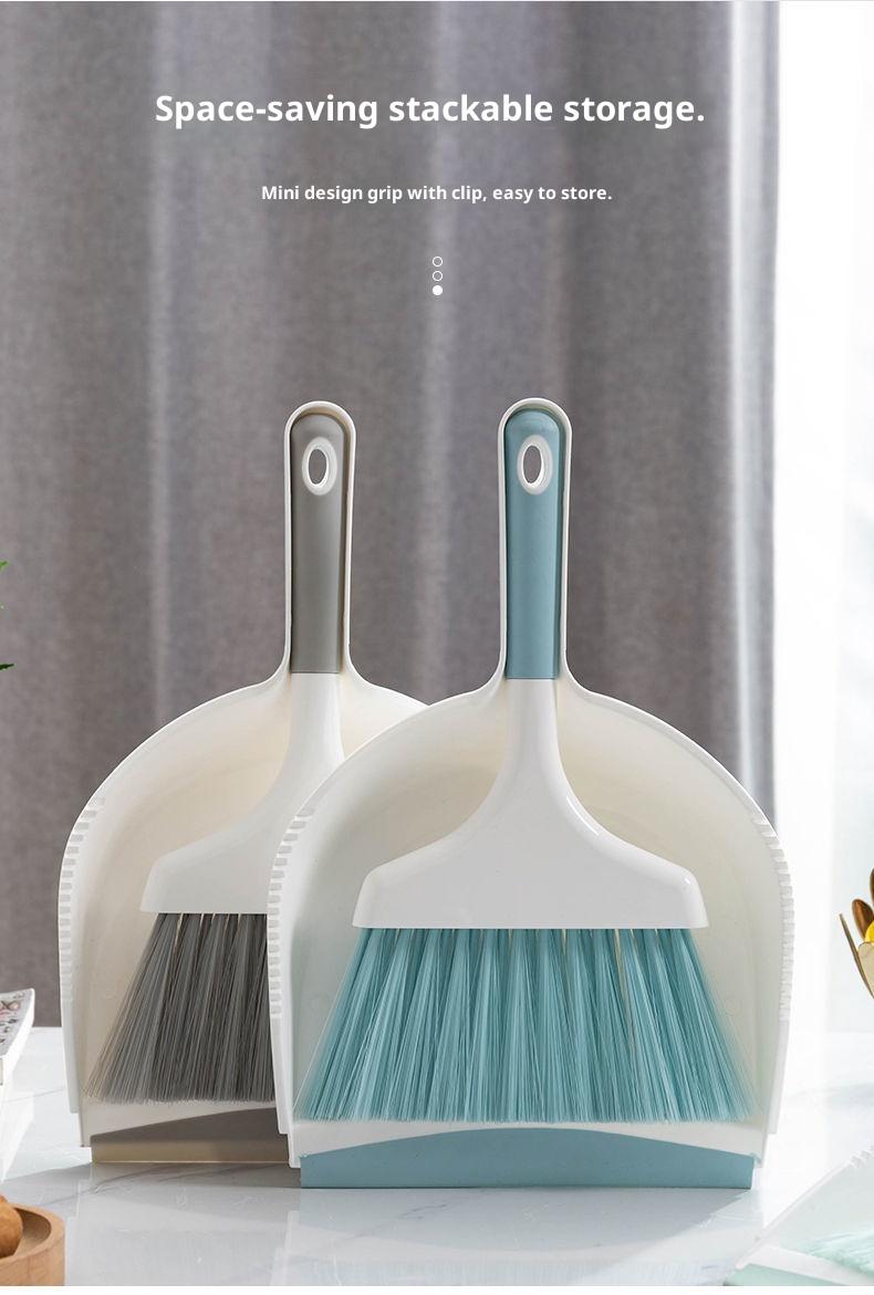 A must-have cleaning tool for home, this creative desktop broom and dustpan set is perfect for cleaning dirt from corners and narrow spaces Brush