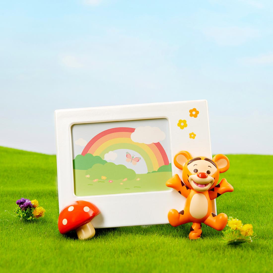 Disney Winnie the Pooh Polaroid Series Blind Box - Polaroid Figure Desktop Ornament Photo Frame Disney Winnie the Pooh Polaroid Series Blind Box - Polaroid Figure Desktop Ornament Photo Frame