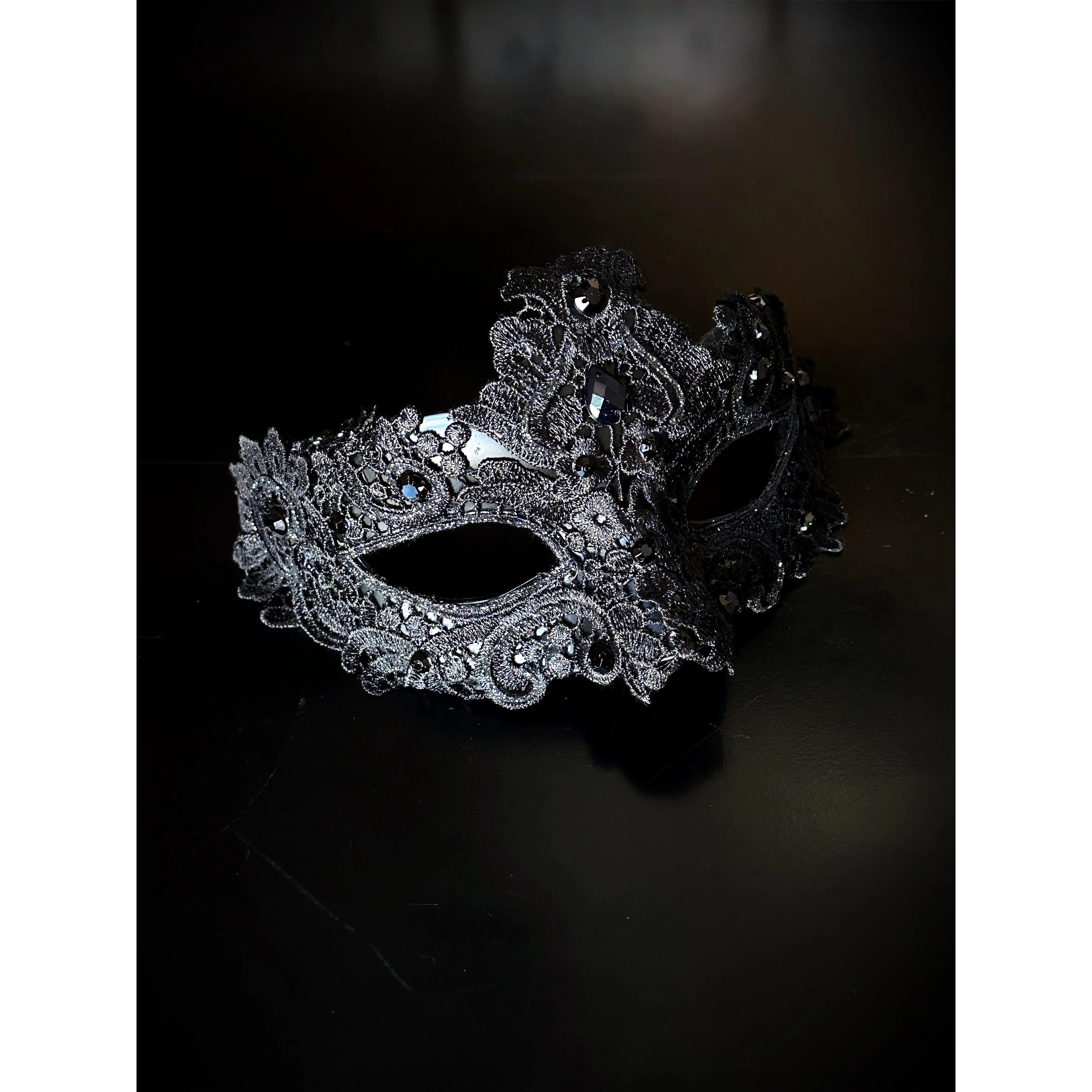 Brocade Mask - Black