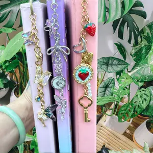 Design Your Own Bookmark - Customize Yours with 500+ Charms & a Variety of Stainless Steel Chains