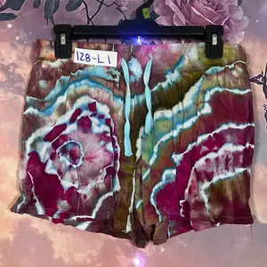 (128) Tie Dye Shorts