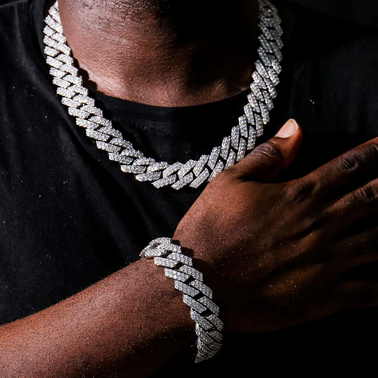 14mm Cuban Chain Necklace and Bracelet Set with Box, 2025 Fashion Necklace for Men.A very popular necklace.