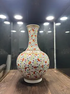 Rare Qing Dynasty Famille Rose 'Hundred Bats' Vase | 19th Century Chinese Antique Porcelain | Museum-Quality Collectible | Hand-Painted Gilded Artwork | Timeless Imperial Treasure for Luxury Home Decor