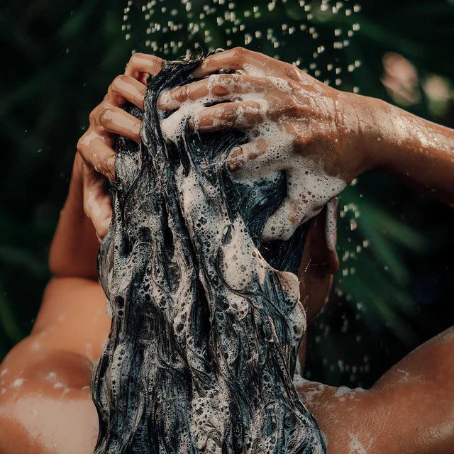 Ultra Hydrating Turmeric Shampoo Natural Moisturizing Herbal