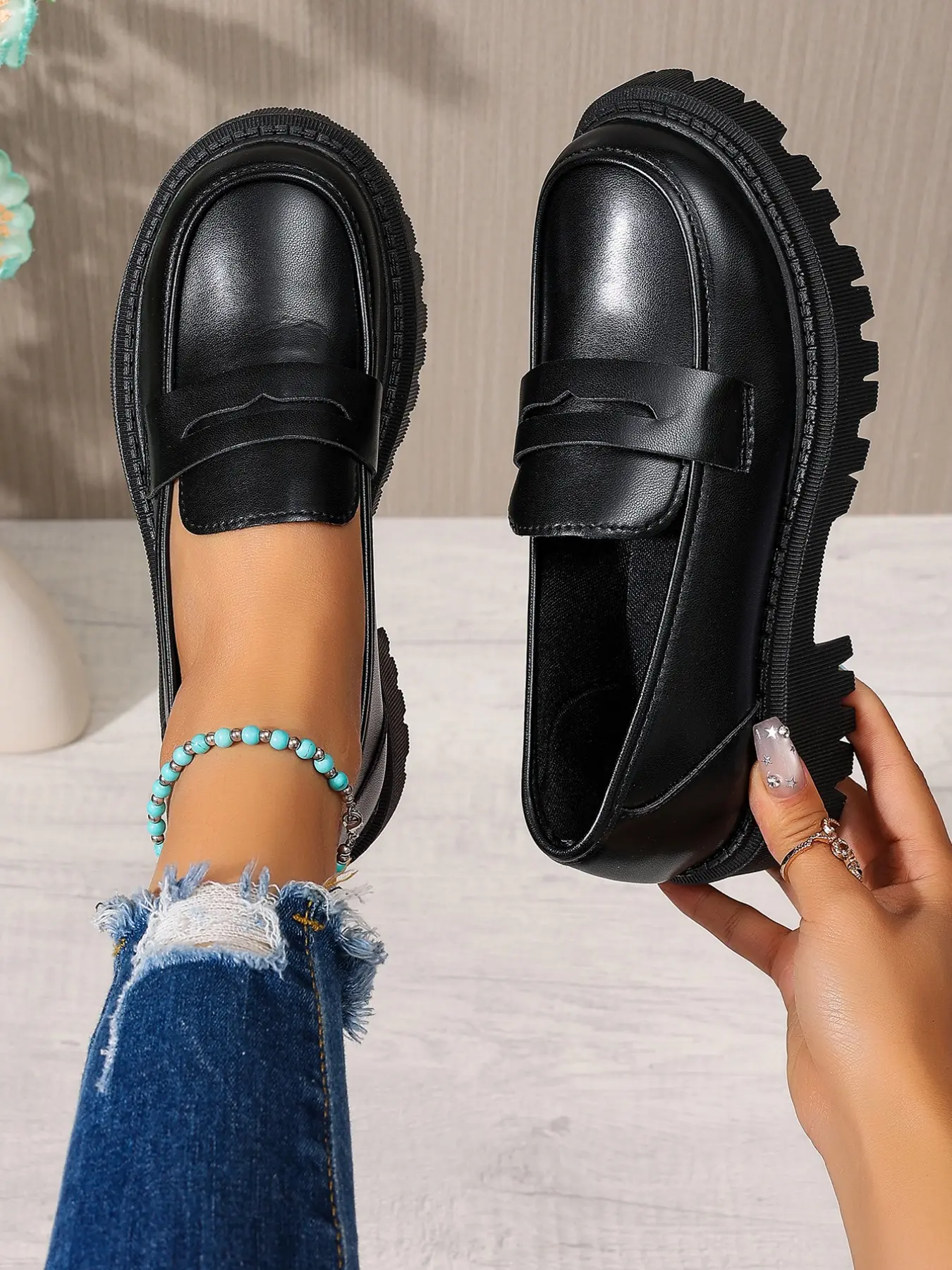 Matte Buckleless Flatform Thick Sole Rubber Loafers Women, British Style Simple Classic Wedge Leather Shoes, 2026 Spring Autumn New Arrival, Versatile Height-Boosting Commuter Shoes, Black