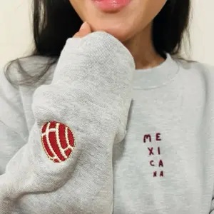 Mexicana Embroidered Crewneck | Concha Sleeve Detail | Oversized Latina Fleece Embroidery Sweatshirts