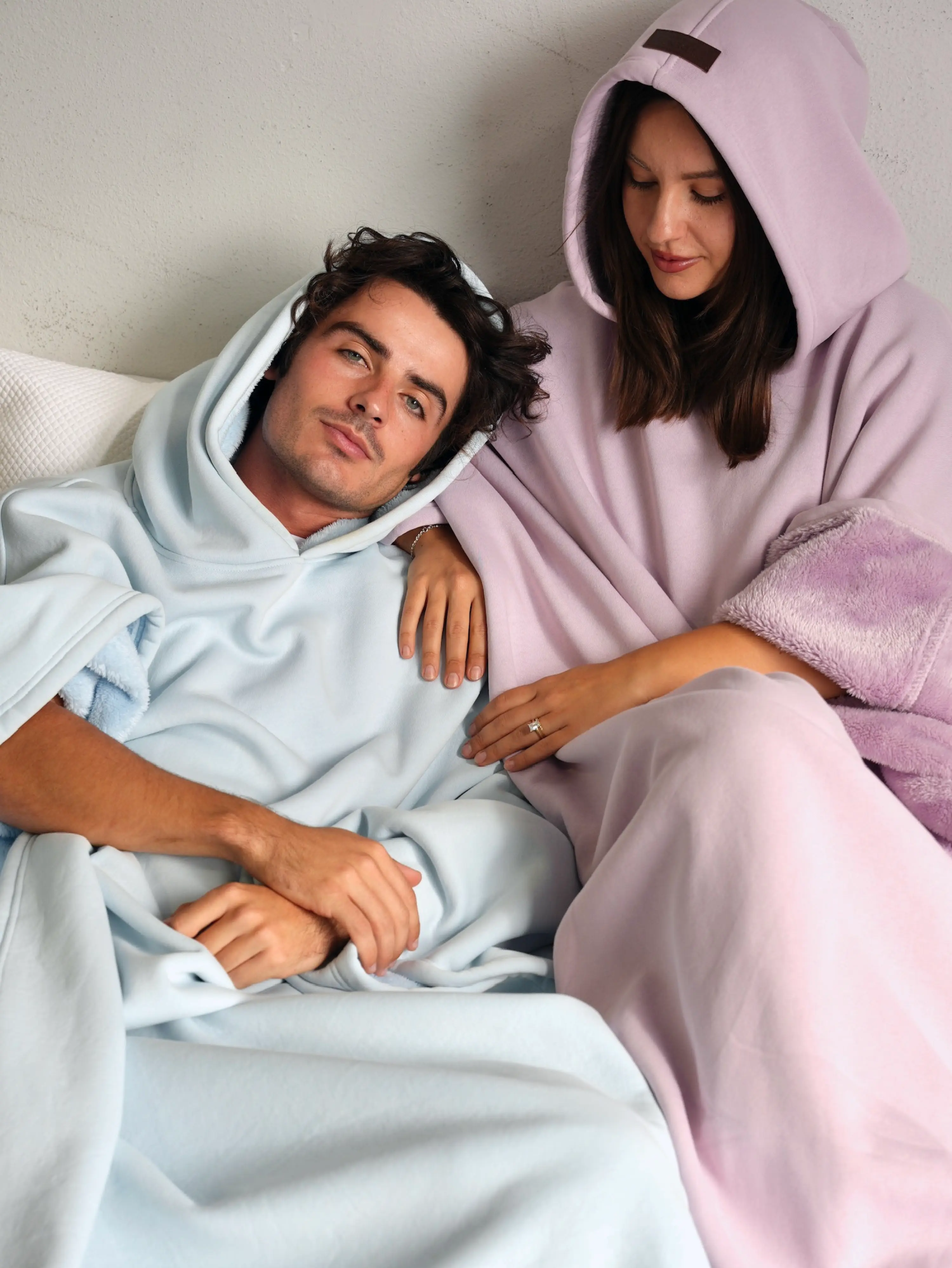 Eden Hoodie – 4lb Weighted Hoodie Blanket with Ultra-Soft Faux Fur