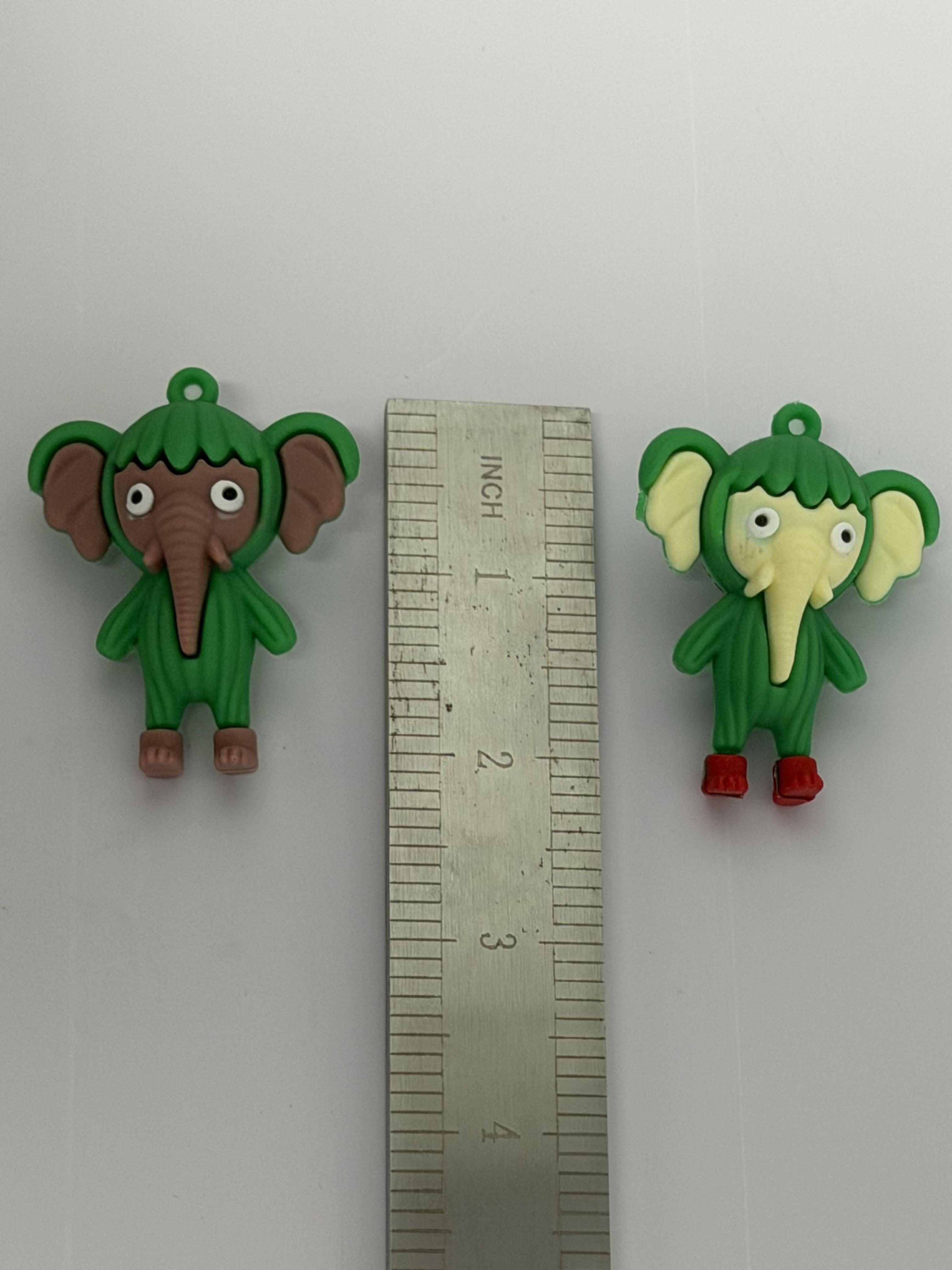 24pcs Italian Brainrot Toys Tralalero Tralala Action Figure Brainrot Meme Shark Figures 2.5in Funny Animals Unique Key Chain Decorations Gifts for Fans Office Room Figurine Premium Squishy Material Car Accessories