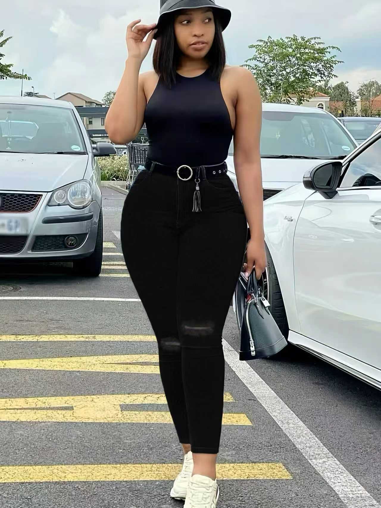 JUNBAOSS Women's Classic Mid Waisted Skinny Stretch Butt Lifting Jeans Women Totally Shaping Distressed Ripped Jeans Slim Fit Denim Pants SpringStatements