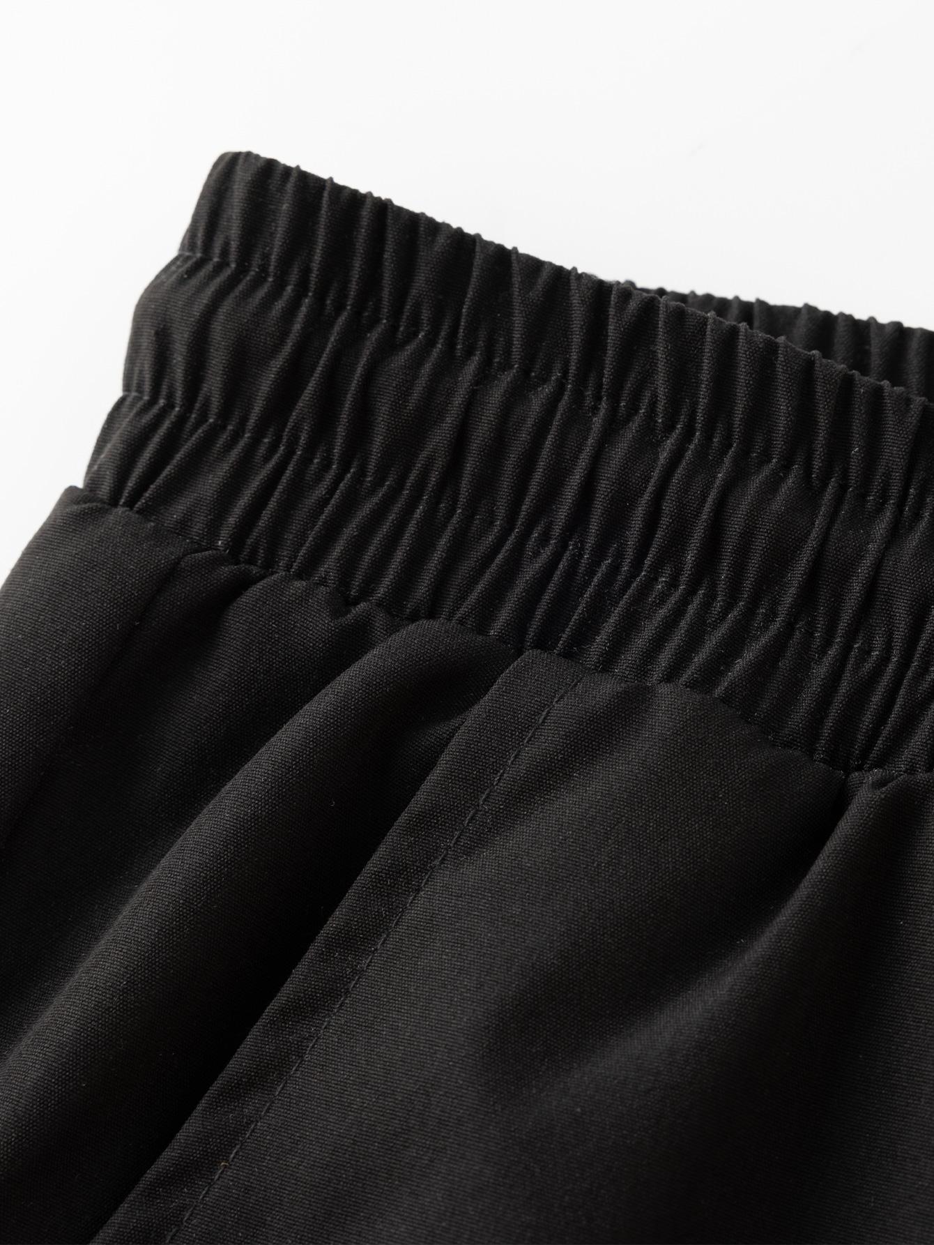 Men&rsquo;s lightweight cargo shorts, new for summer, available in a 3-pack. Drawstring waist, breathable fabric&mdash;ideal for summer outdoor fitness and casual wear. Features slanted front pockets. Fashionable, multifunctional casual shorts with a street-style des