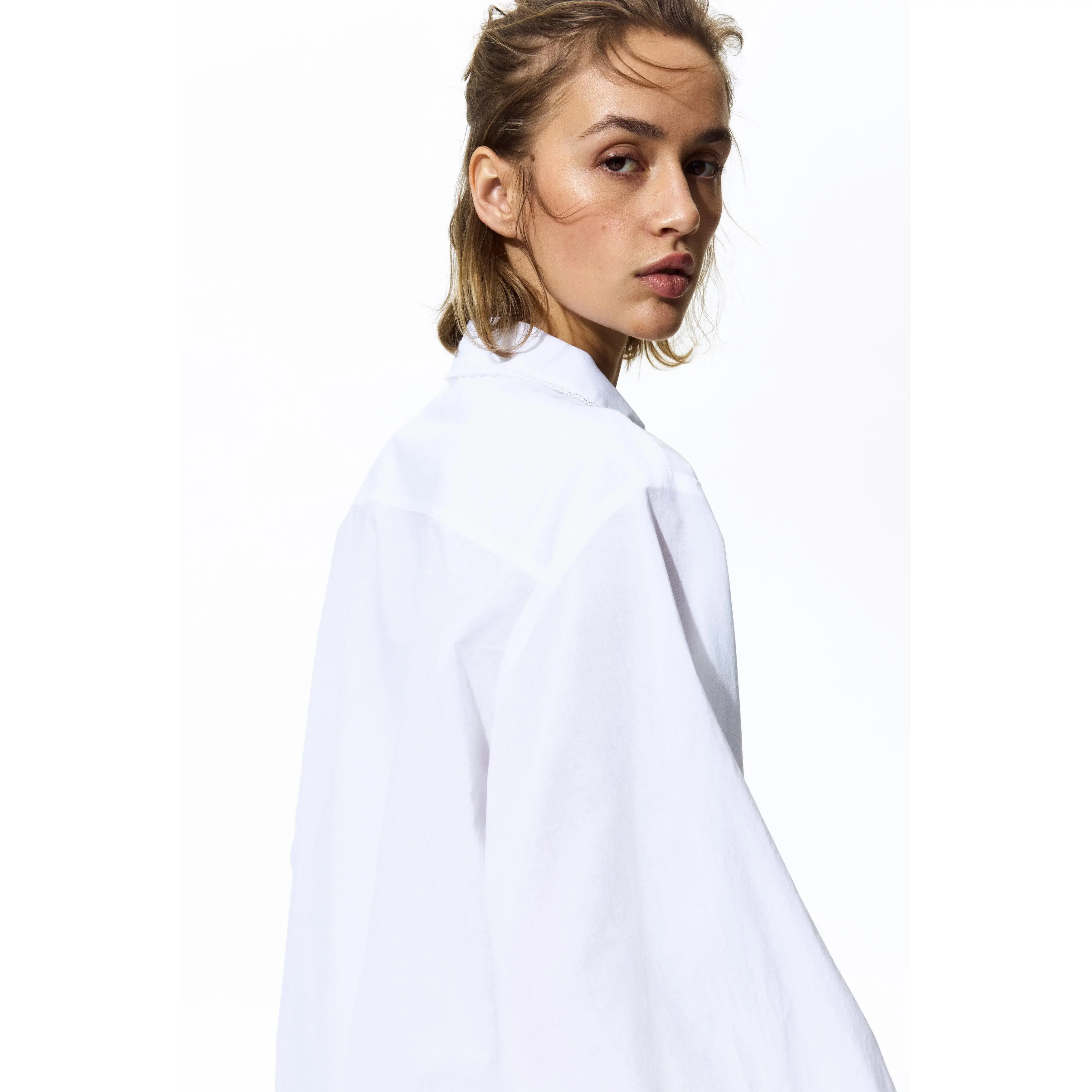 H&M Lace-trimmed cotton shirt