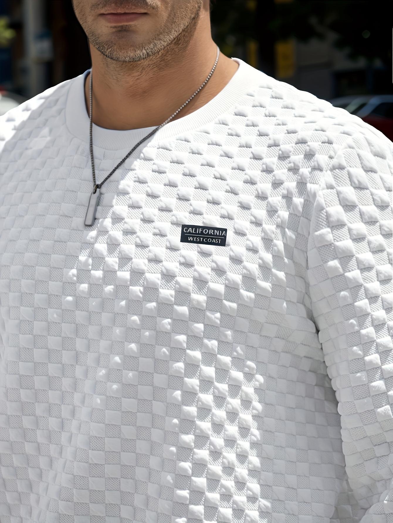 Men's fashionable checkered pattern long sleeved round neck sports shirt, made of 100% polyester knitted fabric, casual regular style, moderate elasticity, solid color cut with printed details, weighing 8.47 ounces per square meter. X