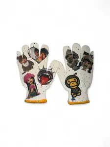 Graphics all over diamond gloves