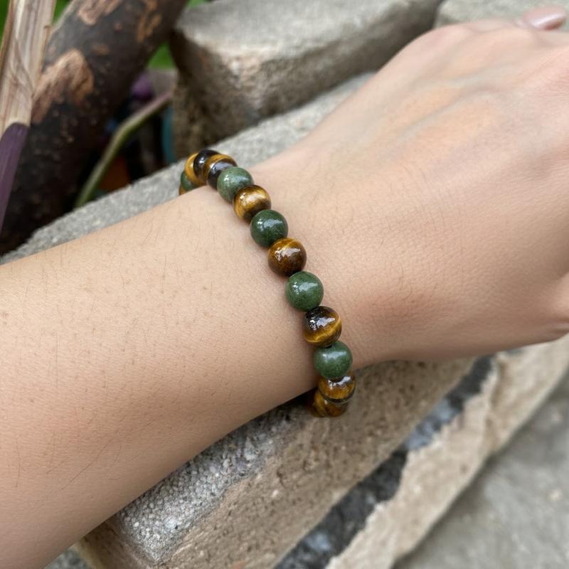 Tiger Eye Stone Bracelet Attracts Wealth, Stretchable Money Attraction Bracelet- Unisex Jewelry Gift Spiritual Protection & Abundance Manifestation Jewelry Gift for Her