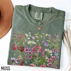 Comfort Colors Pressed Flowers Tshirt, Boho Wildflowers Cottagecore Shirt, Oversized Vintage Botanical Tee, Comfort Color, Nature Lover Garden Lover Gift